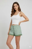 Çizgili Penye Kadın Ev Şortu Bacak Dantel Detaylı Ev Giyim Yeşil - 1