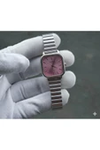 Zamansız Şıklık Sunan Kare Kasa Metal Kol Saati – Pembe Kadranlı, Minimalist ve Zarif Tasarım thumbnail 1