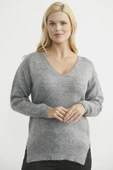 Yumuşak Dokulu V Yaka Triko Kazak - Füme thumbnail 1