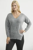 Yumuşak Dokulu V Yaka Triko Kazak - Füme thumbnail 2