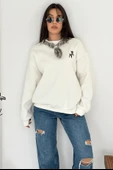 Kadın Dekoratif Yakalı Likralı Sweatshirt – Konforlu & Karakterli Stil - 11
