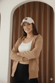 Kadın Fermuarlı Kapşonlu Beyaz Bol Crop Sweatshirt thumbnail 1