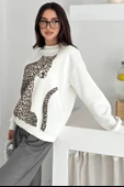Leopar Baskı Detaylı Sweatshirt Beyaz thumbnail 1