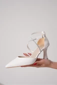 Fiona Taşlı Kadın Beyaz Topuklu Ayakkabı thumbnail 11