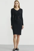 Düğme Detaylı V Yaka Triko Elbise - Siyah thumbnail 1