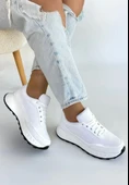 Edva Beyaz Cilt Bağcıklı Spor Ayakkabı thumbnail 3
