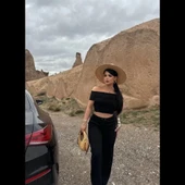 Madonna yaka bol paça pantolonlu takım - 2