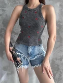 Kalp nakışlı bluz - 1