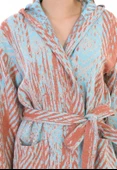 Tonna Terra & Blue Bathrobe - 5