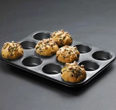 12 Bölmeli Metal Yapışmaz Muffin Kek Kalıbı thumbnail 4