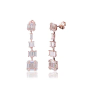 Altın Kaplamalı Sallantılı Baget Taşlı Gümüş Küpeler, en fazla tercih edilenler listesinde! Jwlera.com a tıkla uygun fiyatları kaçırma! - 1