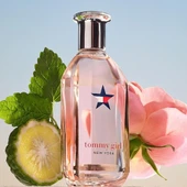 Tommy Hilfiger Tommy Girl New York EDT 50 ml Kadın Parfümü thumbnail 4