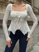 Ekru Peplum Etek Ucu Fırfırlı Güpür Bluz Uzun Kol Bağlama Detaylı Kare Yaka Şık Bluz thumbnail 2