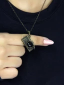 Doğal Taş Oniks Doğal Taşlı Fotograf Makinesi Modelli Antik Kadın Kolye euk42o thumbnail 2