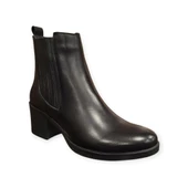 VENÜS 25021503K TOPUKLU KLASİK DERİ KADIN BOT thumbnail 1