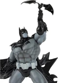 McFarlane Toys - DC Direct - Batman Siyah & Beyaz - Figürü (Reçine) - 5