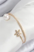 Pirinç Zirkon Taşlı Yıldız Ve İnci Model Gold Renk Kadın Bileklik - TJ-BB7883 - 1