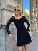 Kadın Siyah Dantelli Uzun Kollu Kalp Yaka Mini Abiye Elbise Güpür Kumaş Vücudu Saran - 4