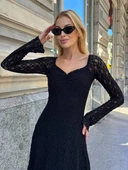 Kadın Siyah Dantelli Uzun Kollu Kalp Yaka Mini Abiye Elbise Güpür Kumaş Vücudu Saran - 6