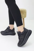 Emax Fiore Siyah Simli Taşlı Kadın Spor Yürüyüş Ayakkabısı thumbnail 2