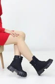 Emax Kadın Mat Siyah Kalın Taban Fermuarlı Bağcıklı Rahat Günlük Ortopedik Kısa Bot thumbnail 3