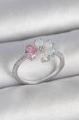 Pirinç Gümüş Renk Beyaz Mineli Pembe Zirkon Taşlı Çiçek Model Kadın Yüzük - TJ-BYK3708 - 1