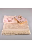 Şal + Seccade + Tesbih + Kuran Hediye Seti (çanta Boy, Kadife, Pudra Pembe) thumbnail 2