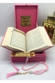 Isimli Kadife Kuranı Kerim Karşılıklı Mealli Kutulu Orta Boy (16X24) (PEMBE) Tesbih, Ayraç Seti thumbnail 4