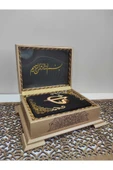 Ahşap Kutulu Gold Sandık Kadife Kuran-ı Kerim Hayrat Neşriyat Hafız Boy (14*20 Cm) Tesbih Seti thumbnail 2