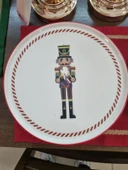 YILBAŞI SERVİS TABAĞI FINDIKKIRAN KURŞUN ASKER  27CM 6LI SET thumbnail 3