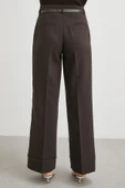 Yüksek Bel Paça Detaylı Kemerli Pantolon Kahve thumbnail 7
