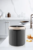 Decorev 5 Litre Bej Click Kapaklı Modern Çizgili Çöp Kovası thumbnail 1