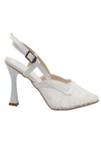 Celira Beyaz Tüllü Klasik Topuk Kadın Ayakkabı thumbnail 1