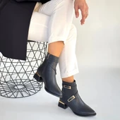 İnay Siyah Cilt Topuklu Bot - 4