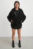 Yaka Detaylı Peluş Mont Siyah thumbnail 2
