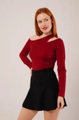 Omuz Dekolte Detaylı Bordo Bluz thumbnail 1