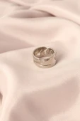 HEYF Gümüş Renk Metal Taşlı Model Ayarlanabilir Kadın Yüzük thumbnail 2