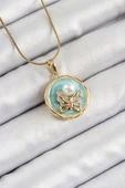 HEYF 316L Çelik Zincir Zirkon Taşlı Turkuaz Sanatsal Portre İnci Detaylı Kelebek Model Gold Renk Kadın Kolye thumbnail 1