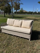 Ayaz 7 Kişilik Rattan Bahçe Oturma Grubu – 3+1+1 Koltuk, Cam Masa Ve 2 Puf Hediyeli thumbnail 8