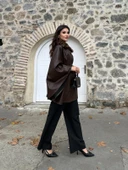 Leopar Kürk Yaka Deri Görünümlü Düğmeli Kemerli Abiye Panço Ceket Siyah thumbnail 2