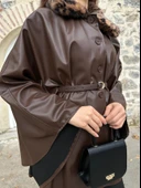 Leopar Kürk Yaka Deri Görünümlü Düğmeli Kemerli Abiye Panço Ceket Siyah thumbnail 6