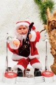Gitarist Noel Baba Santa Claus Yılbaşı Süsü 19*16CM thumbnail 1