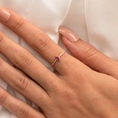 Gümüş Yüzük - Ruby Taşlı El Yapımı Dövülü Eskitme Minimal Tasarım Tektaş 925 Ayar Gümüş Yüzük - 12