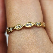 Gümüş Yüzük - Göz Sıralı Swarovski (Zirkon) Taşlı Minimal Modern Tasarım 925 Ayar Alynas Gümüş Yüzük thumbnail 8