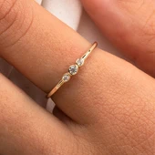 Gümüş Yüzük - Tria Swarovski Taşlı Modern Evlilik Teklifi Yüzüğü - Minimal Hediyelik Gümüş Yüzük - 1