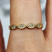 Gümüş Yüzük - Göz Sıralı Swarovski (Zirkon) Taşlı Minimal Modern Tasarım 925 Ayar Alynas Gümüş Yüzük thumbnail 1