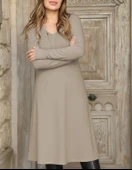 MDB Kadın Uzun Kollu V Yakalı Salaş Midi Akrilik Elbise thumbnail 2
