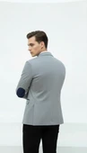 Plus Scorpion Gri Erkek İtalyan Kesim Blazer Ceket – Lacivert Detaylı, Kol Yamali, Slim Fit Şık Tasarım thumbnail 4