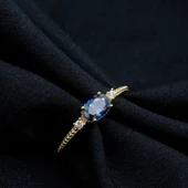 Gümüş Yüzük - Mistik Topaz Oval Kesim Yan Zirkon Taşlı Modern 925 Ayar Gümüş Kadın Tektaş Yüzük thumbnail 5