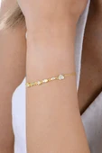 Gümüş altın yaldızlı zirkon taşlı aşk ve şans bilekliği SGTL12940GOLD thumbnail 1